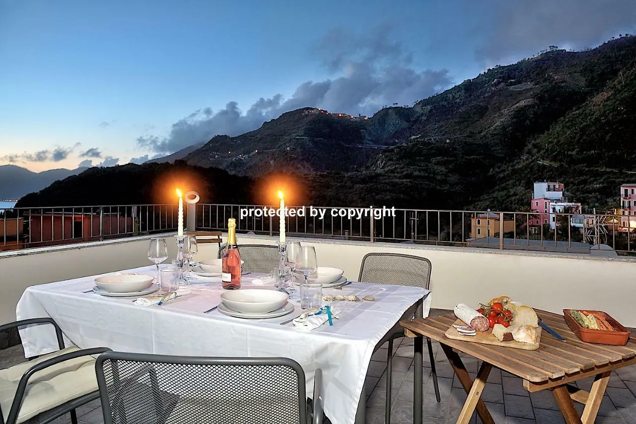 Luxury Penthouse Sea View Villa Corniglia 0*,